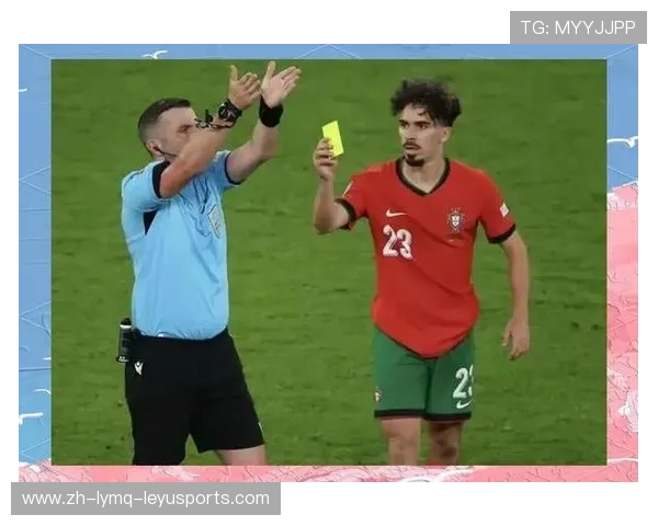 黄牌文化:不同联赛的判罚风格与球迷反应